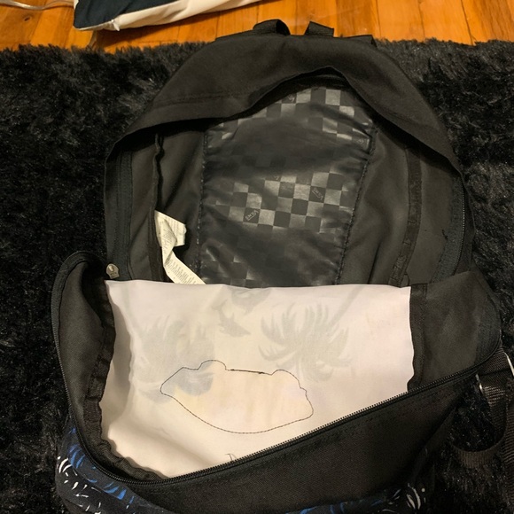 Vans Backpack - Picture 4 of 6